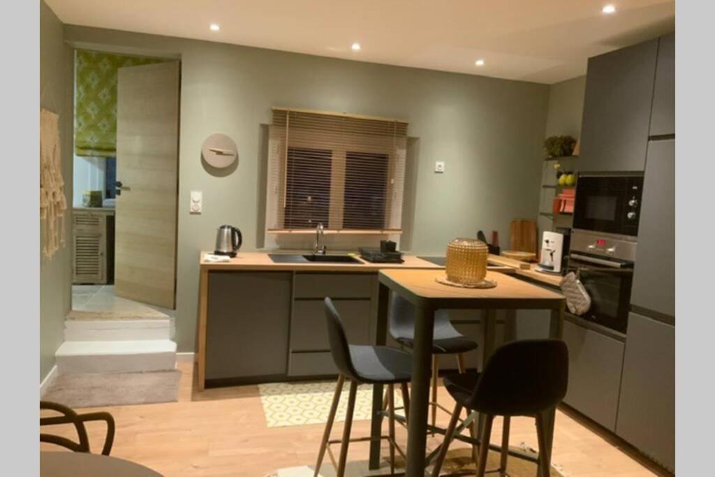 Gite Dans Les Pins Avec Piscine Villa Мазан Екстериор снимка