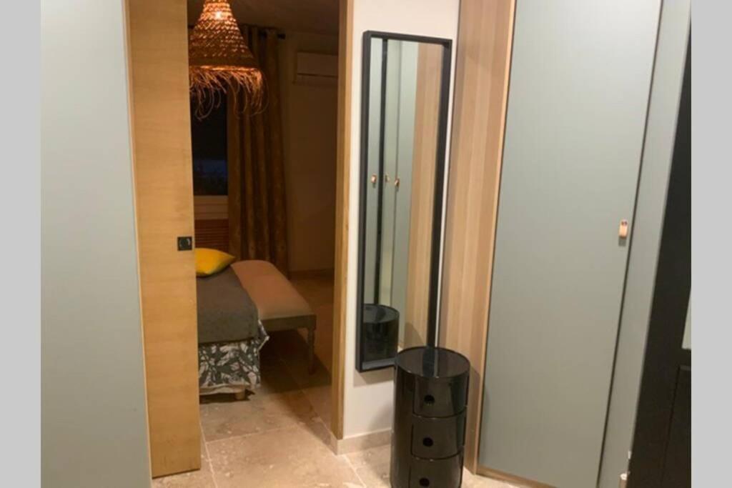 Gite Dans Les Pins Avec Piscine Villa Мазан Екстериор снимка