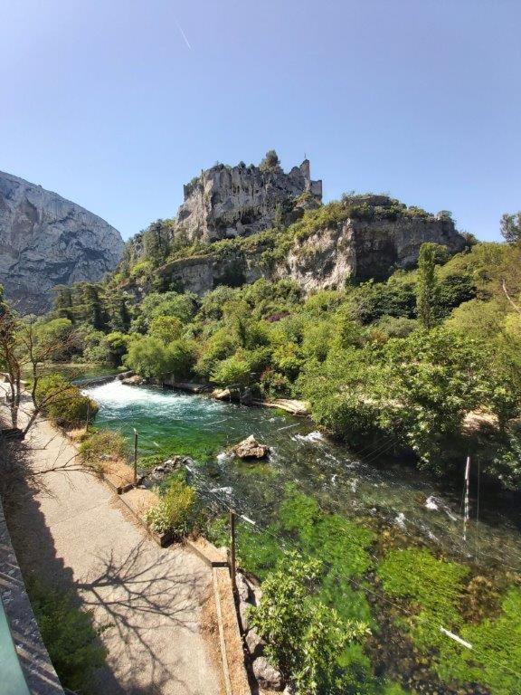 Gite Dans Les Pins Avec Piscine Villa Мазан Екстериор снимка
